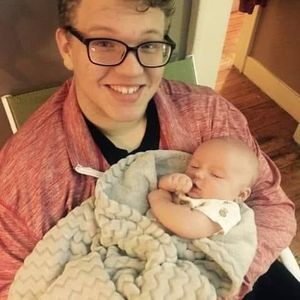 Meet your Posher, Dakota